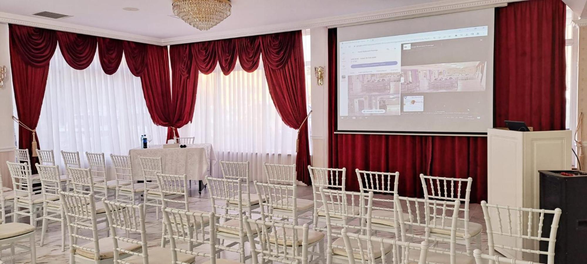 Hotel Bulevard Prestige Slatina  Extérieur photo