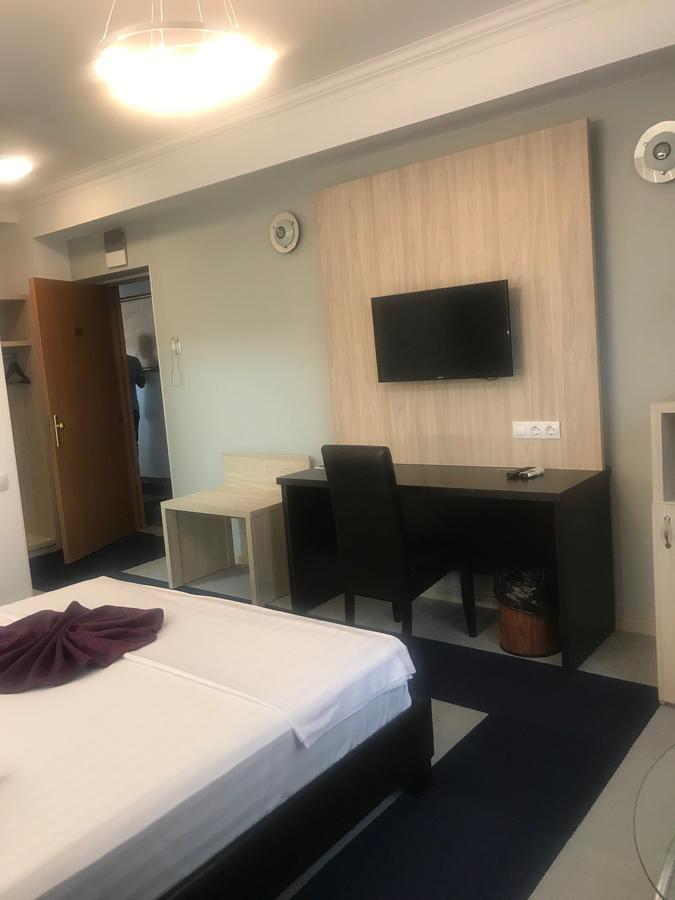 Hotel Bulevard Prestige Slatina  Extérieur photo