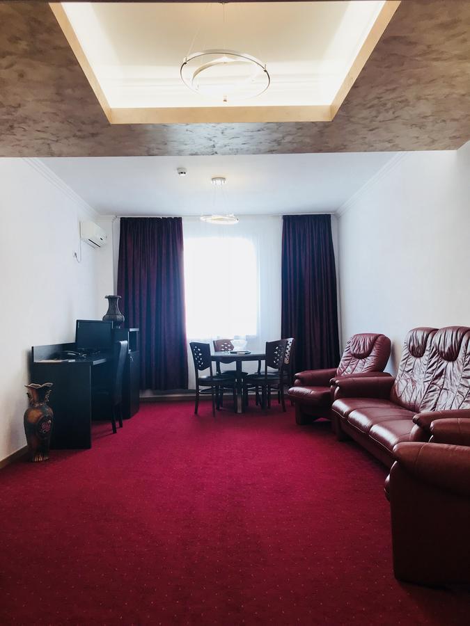 Hotel Bulevard Prestige Slatina  Extérieur photo